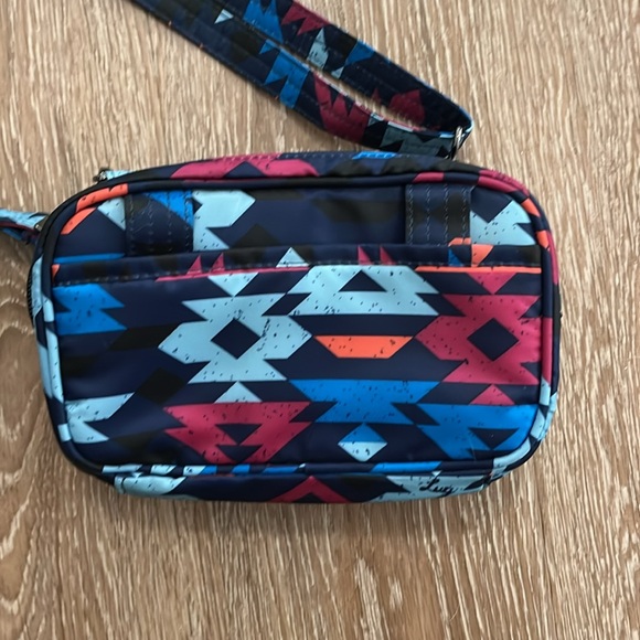 LUG Roundabout Aztec Convertible Wallet Wristlet Crossbody Belt Bag - Picture 4 of 8